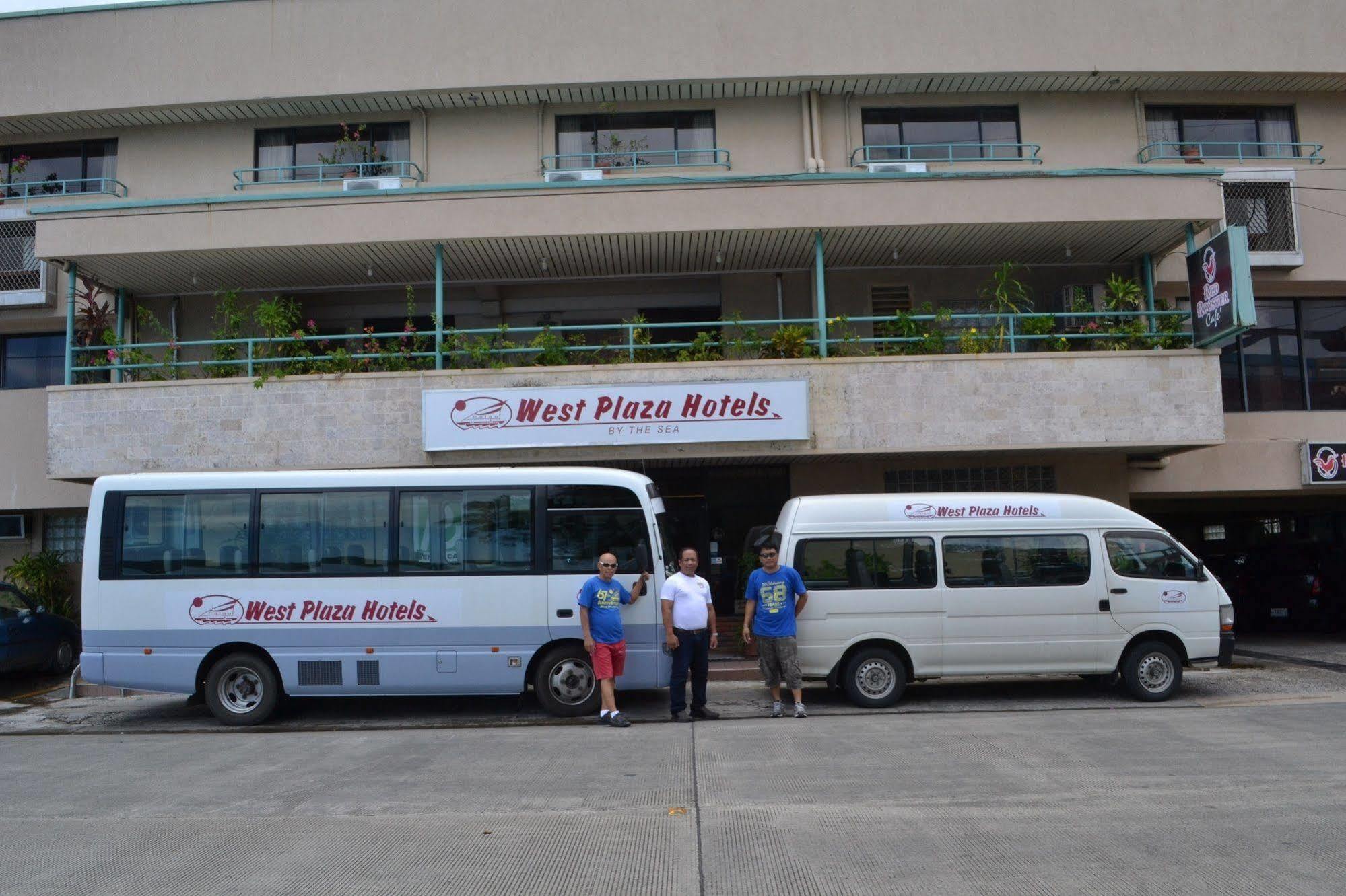 West Plaza Desekel Hotell Koror Exteriör bild